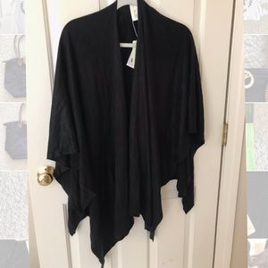 NWT Cozy Bordeaux Cardi Wrap